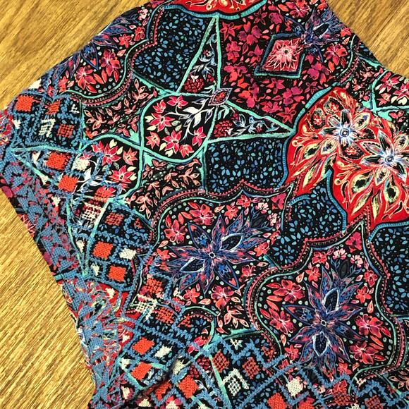 GAP Floral Embroidered Pull on Multicolored Shorts with Tassel Ties Size Small - Picture 8 of 11